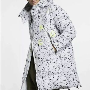 Nike ACG Down Fill Parka brand new